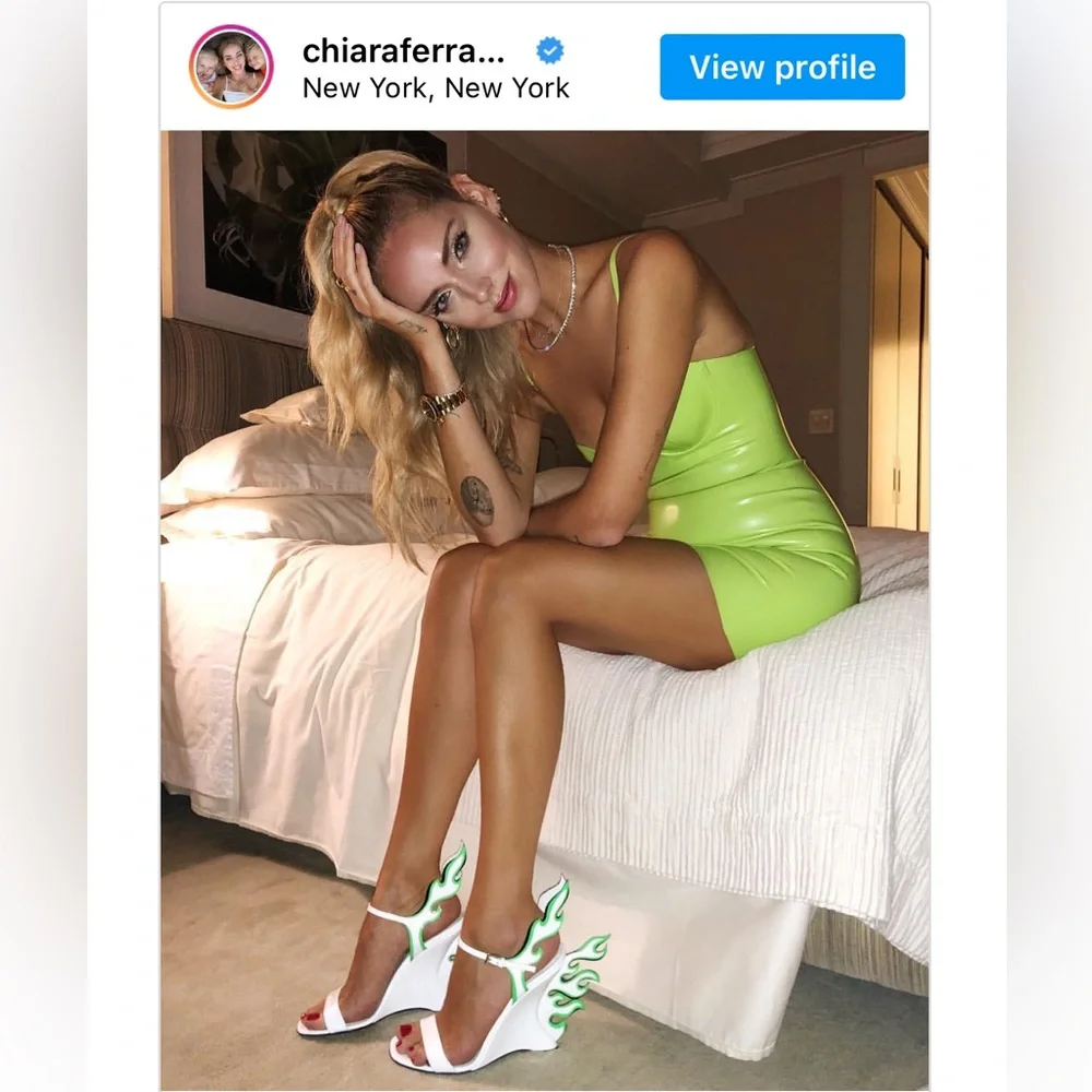 New PRADA Flame Patent-Leather Sandals 36 $1,100 - Picture 2 of 15